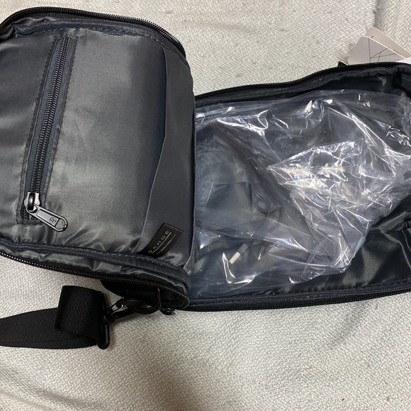 Bange Backpack - Picture 7 of 7